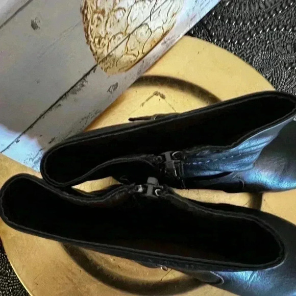 GIRLS DARK BROWN BOOT SIZE 10 - Picture 7 of 7